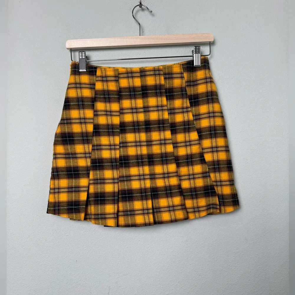 Yellow Plaid Clueless Style Pleated Mini Skirt‎ Size Medium